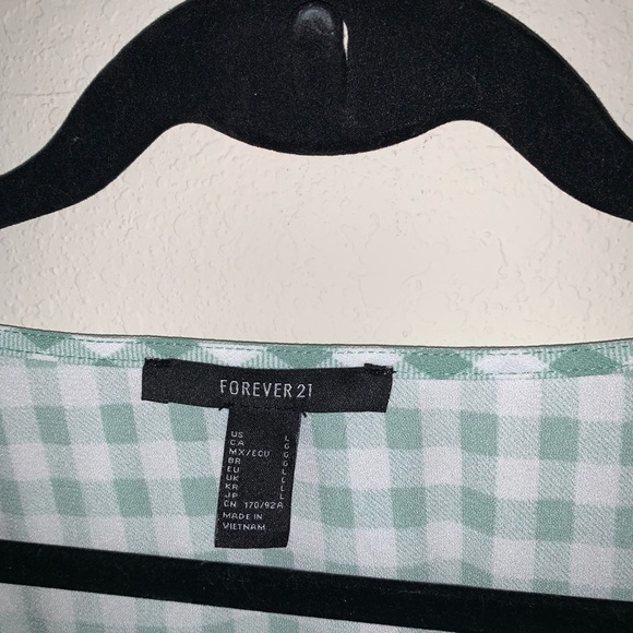 Forever 21 cropped blouse - Picture 2 of 2